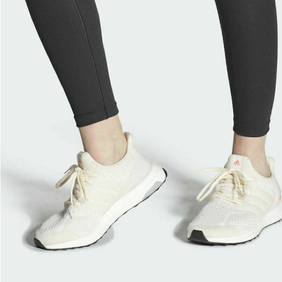 ADIDAS  ULTRABOOST 5.0 DNA - Picture 2 of 8